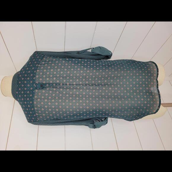 MAURICES small green with tan & burgundy print sheer blouse - Picture 2 of 3